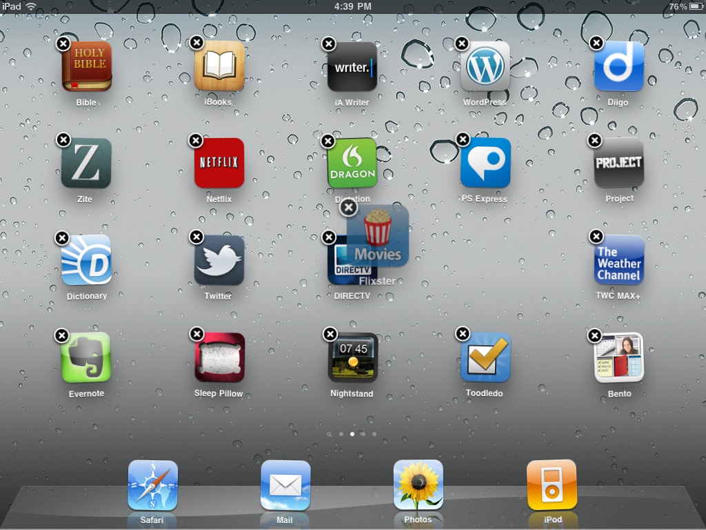 Cleaning-Up the Home Screen: Creating iPad Folders | Maciverse